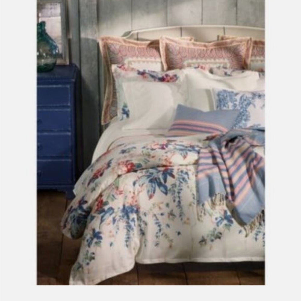 Ralph Lauren Hither Linen Throw, 54” x 72”